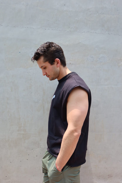 METAL LOGO "HEAVYWEIGHT PREMIUM" BOXY FIT CUTOFF TEE