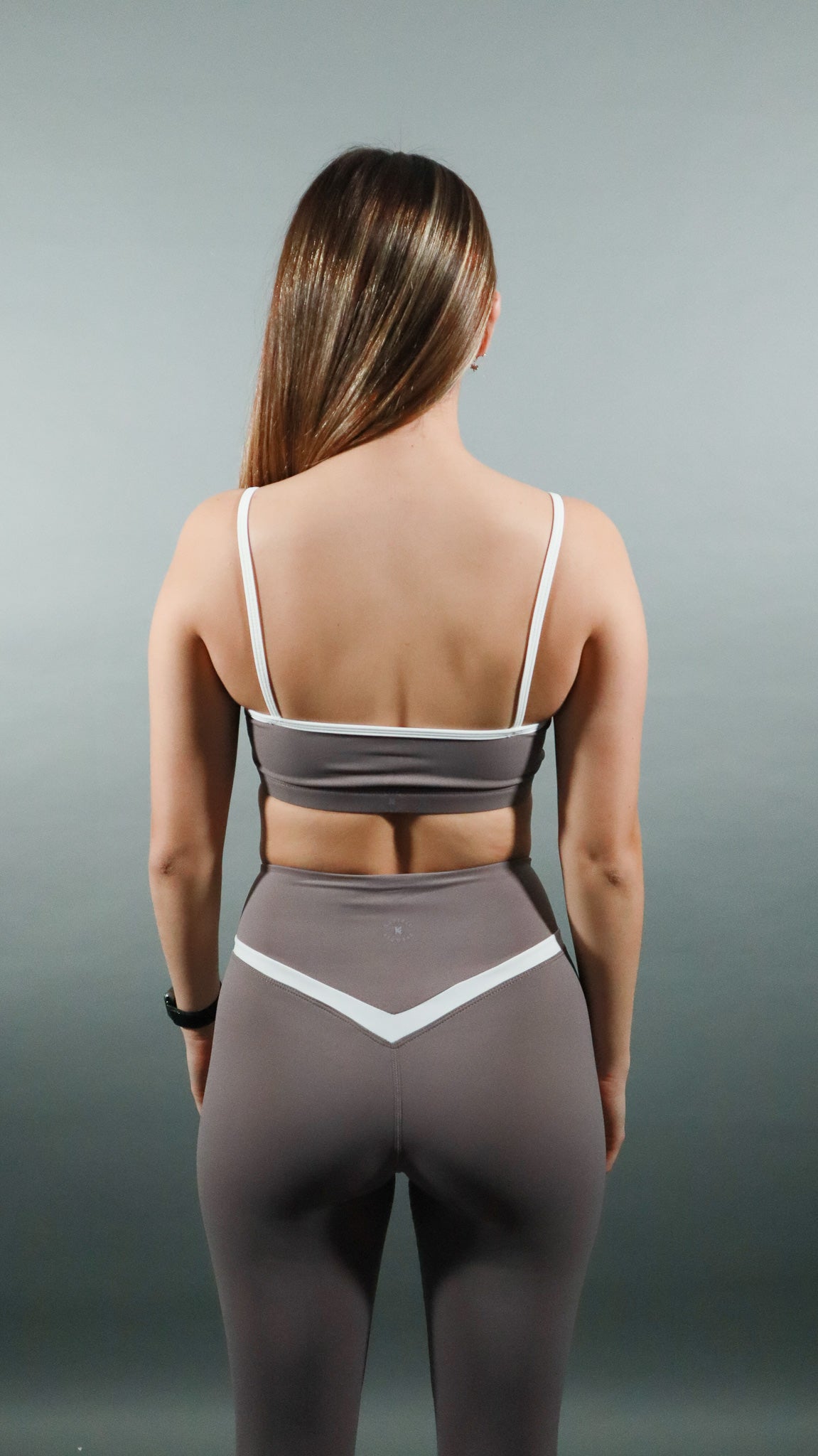 Snow Line Set (Sport Bra + Leggins)