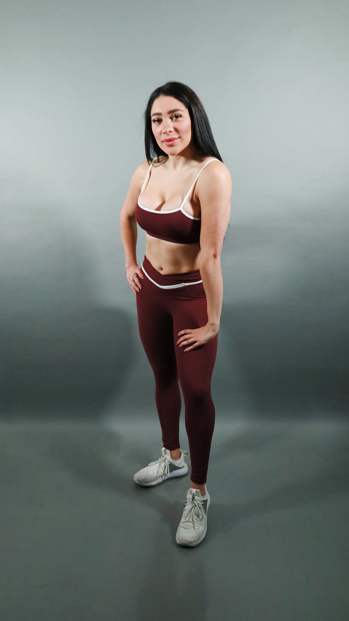 Snow Line Set (Sport Bra + Leggins)